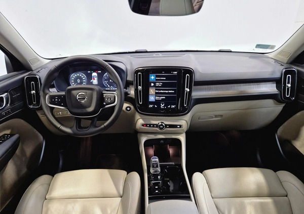 Volvo XC 40 cena 139900 przebieg: 23473, rok produkcji 2021 z Jutrosin małe 106